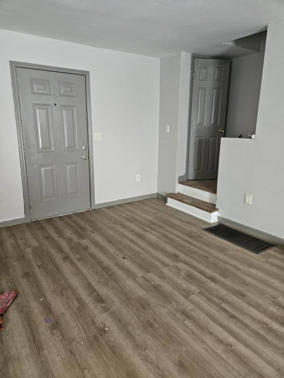 Townhouse for rent at 60-62 N Waverly St, Columbus, OH 43213