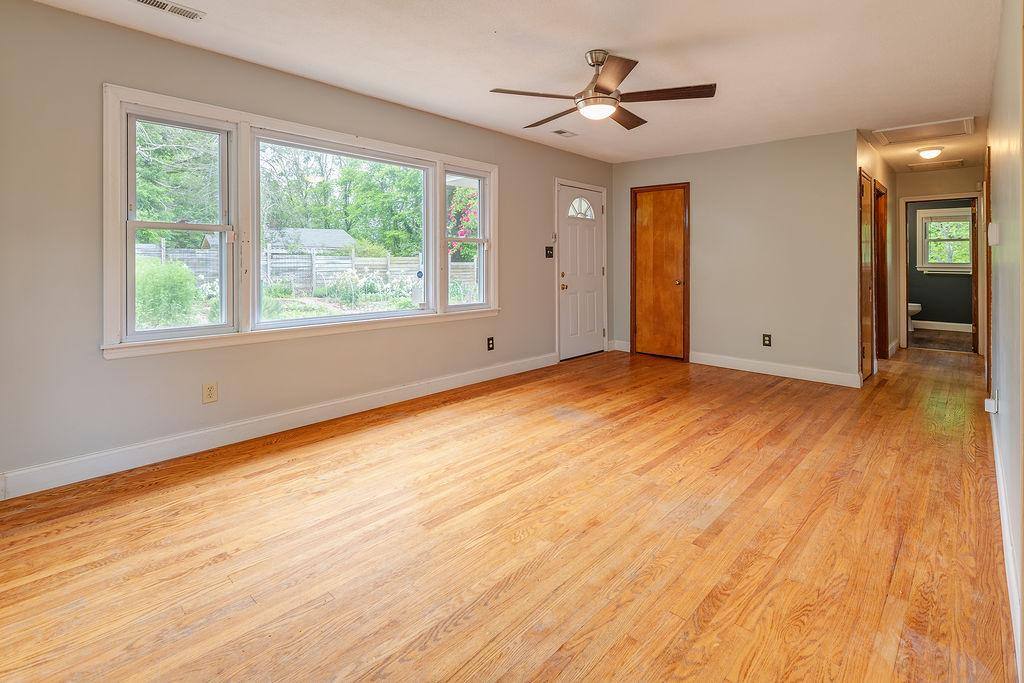 House for rent at 104 Justice Ridge Rd, Candler, NC 28715