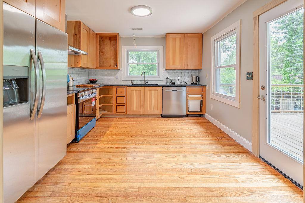 House for rent at 104 Justice Ridge Rd, Candler, NC 28715
