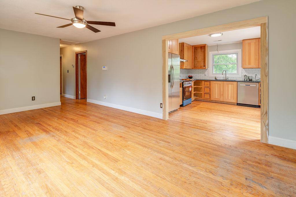 House for rent at 104 Justice Ridge Rd, Candler, NC 28715