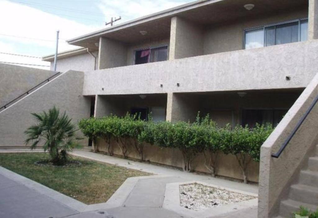 Apartment for rent at 120 E Ave #Q7, Palmdale, CA 93550