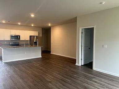 House for rent at 324 Vaccaro Dr, Myrtle Beach, SC 29588