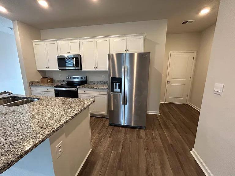 House for rent at 324 Vaccaro Dr, Myrtle Beach, SC 29588