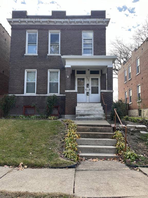 Apartment for rent at 736 Dover Place #1F, Saint Louis, MO 63111