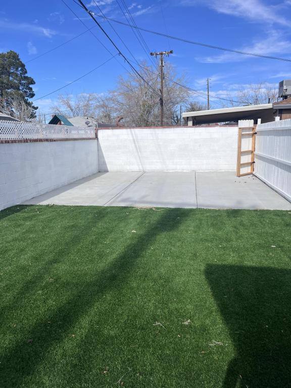 House for rent at 44141 11th St W, Lancaster, CA 93534