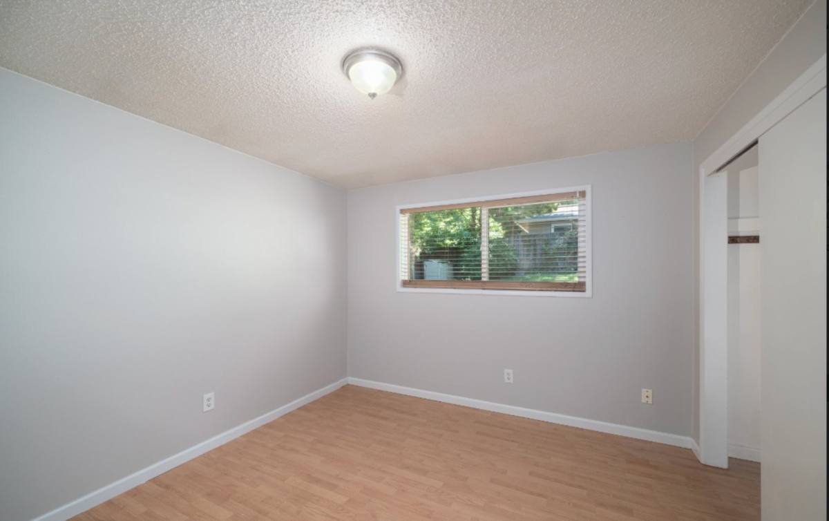 House for rent at 9207 SW 26th Ave, Portland, OR 97219