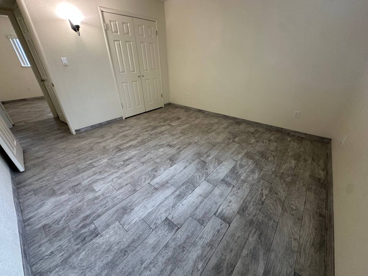 House for rent at 135 E Stuart Ave, Fresno, CA 93710