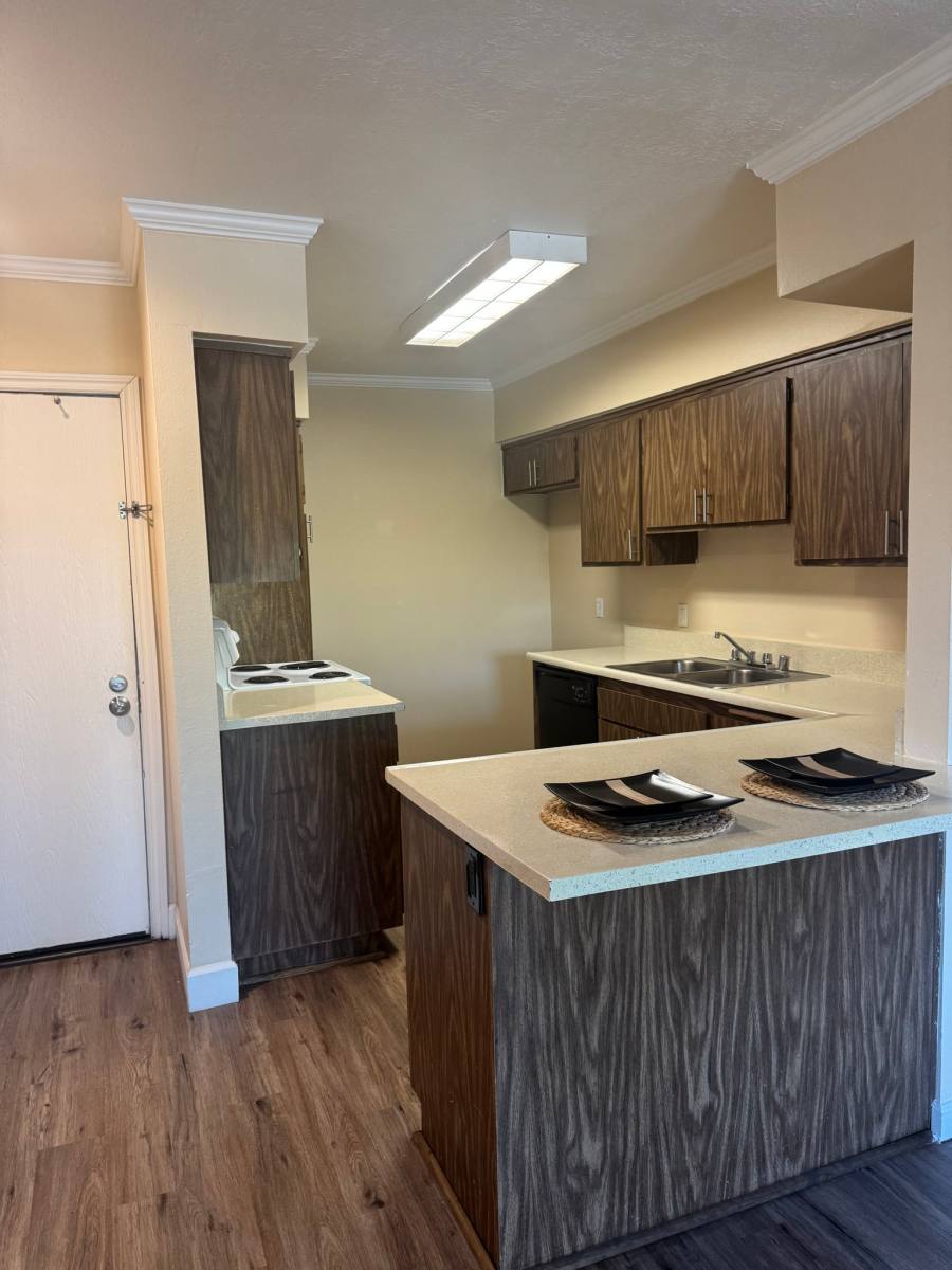 Apartment for rent at 7667 Stage Rd #90, Buena Park, CA 90621