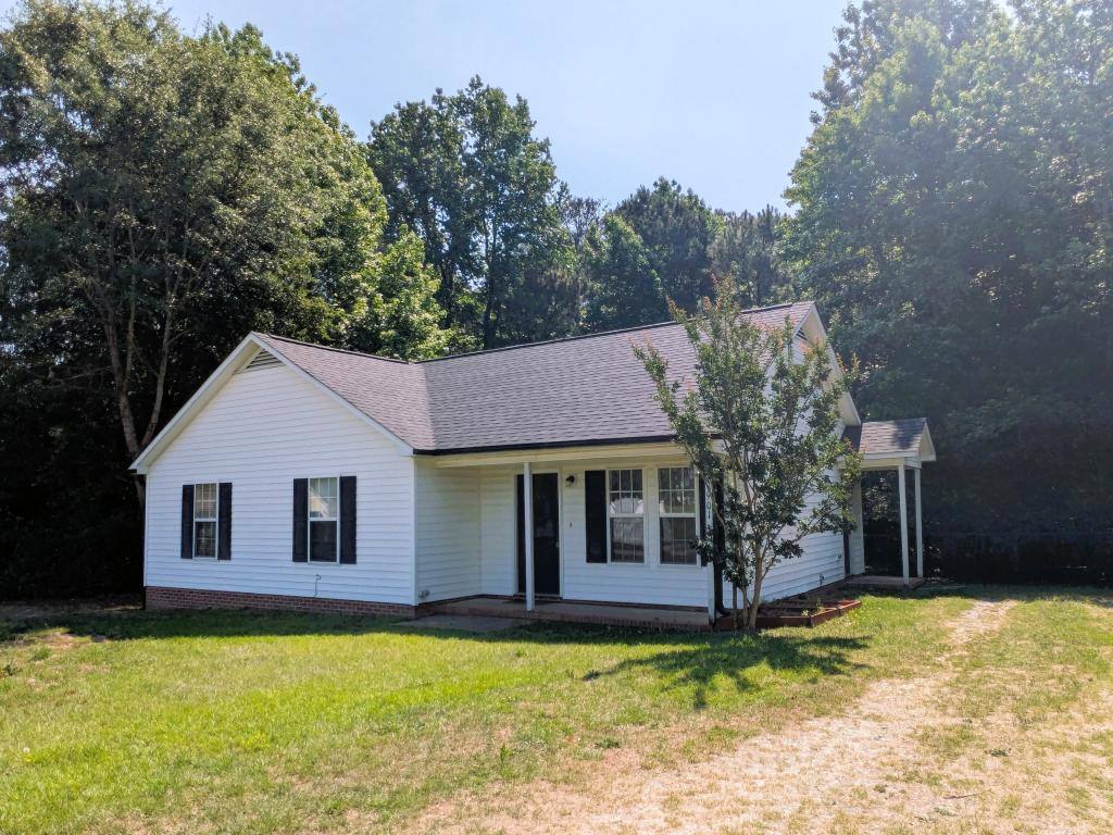 House for rent at 1901 Gladiolus Lane, Willow Spring, NC 27592