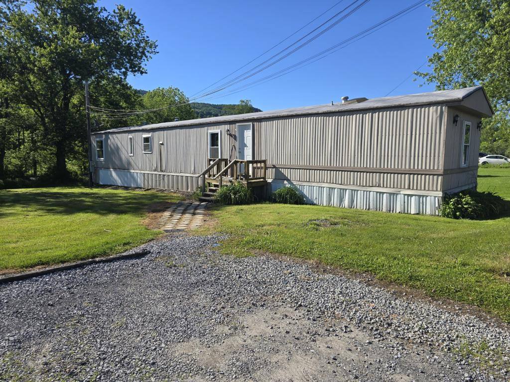 House for rent at 13588 Dunnings Highway T-2 #T-2, Claysburg, PA 16625