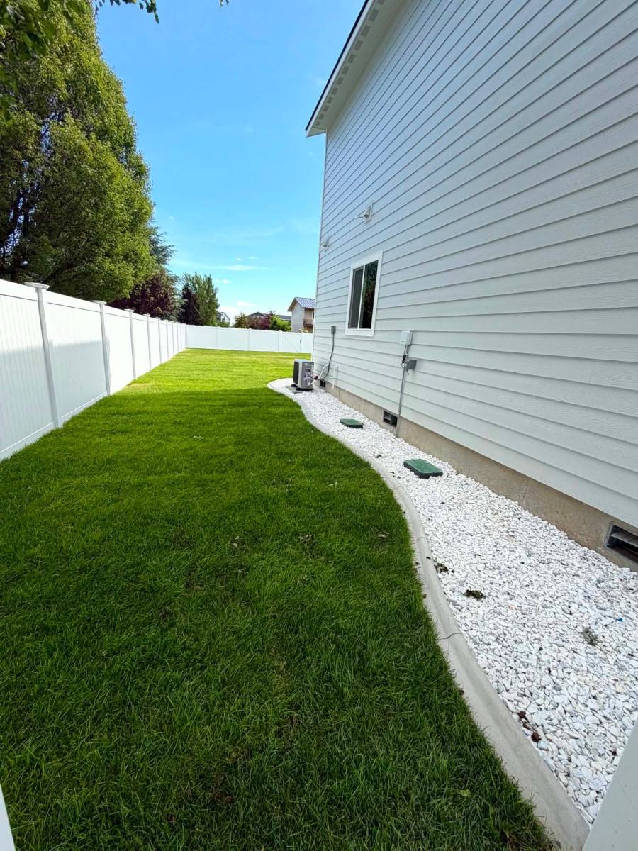 Townhouse for rent at 224 O St SW #A, Quincy, WA 98848