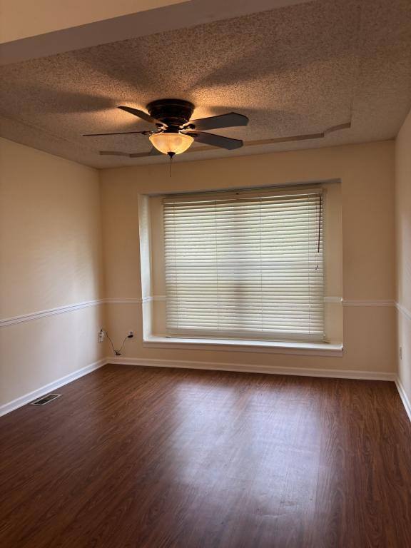 House for rent at 727 SE Wingate St, Lees Summit, MO 64063