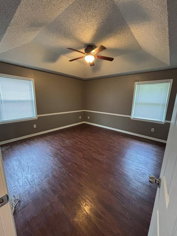 House for rent at 727 SE Wingate St, Lees Summit, MO 64063