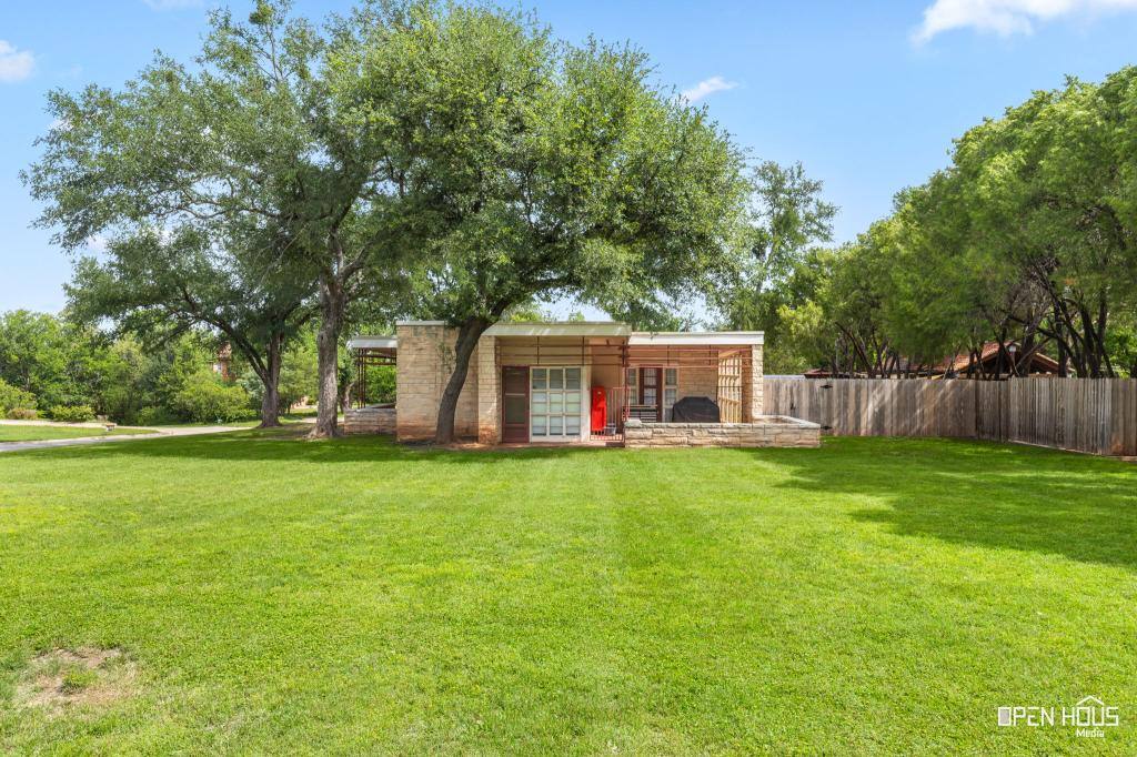 House for rent at 2904 Sturdevandt Place, Wichita Falls, TX 76301