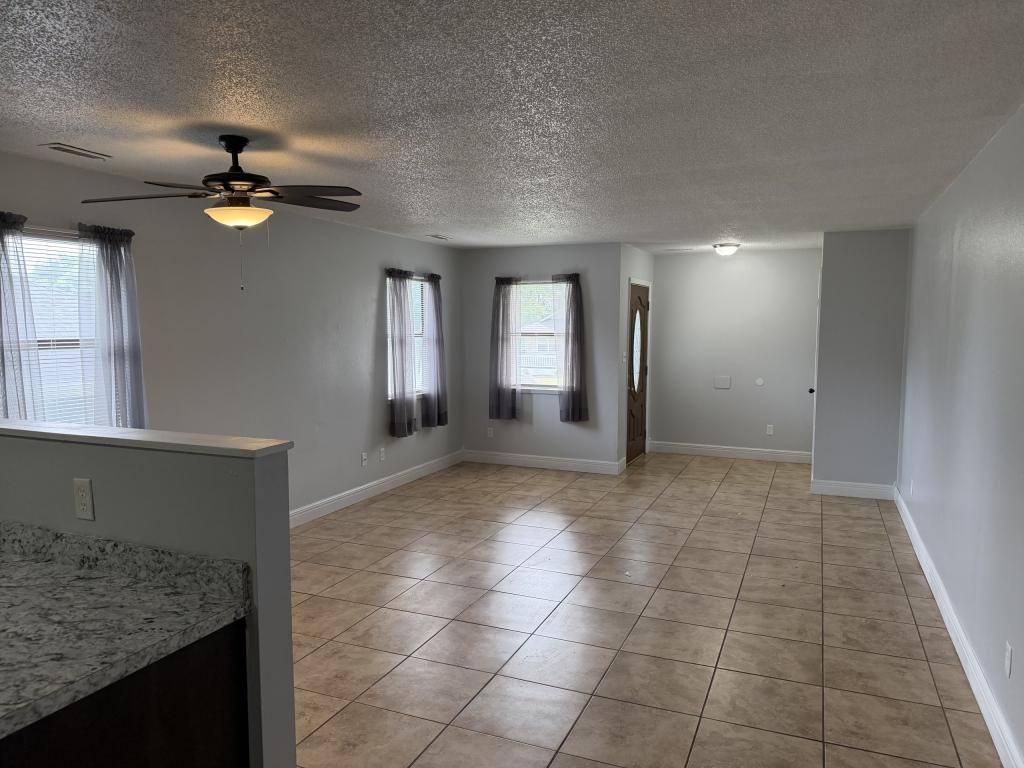 Apartment for rent at 217 S Galena Ave, Joplin, MO 64801