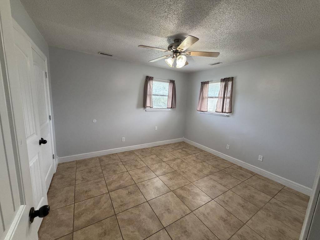 Apartment for rent at 217 S Galena Ave, Joplin, MO 64801