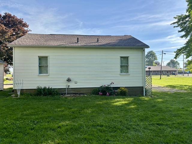 House for rent at 16119 E Main St, Mount Eaton, OH 44659