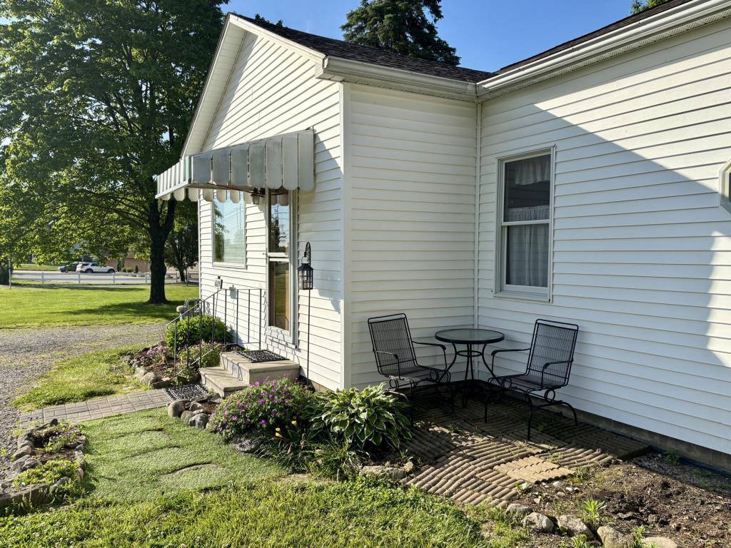 House for rent at 16119 E Main St, Mount Eaton, OH 44659