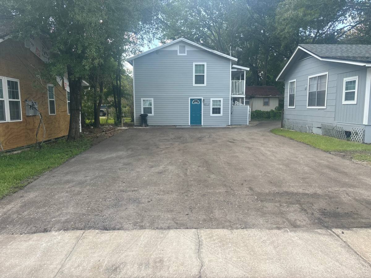 Apartment for rent at 810 Baker Ave #1, Jacksonville, FL 32209