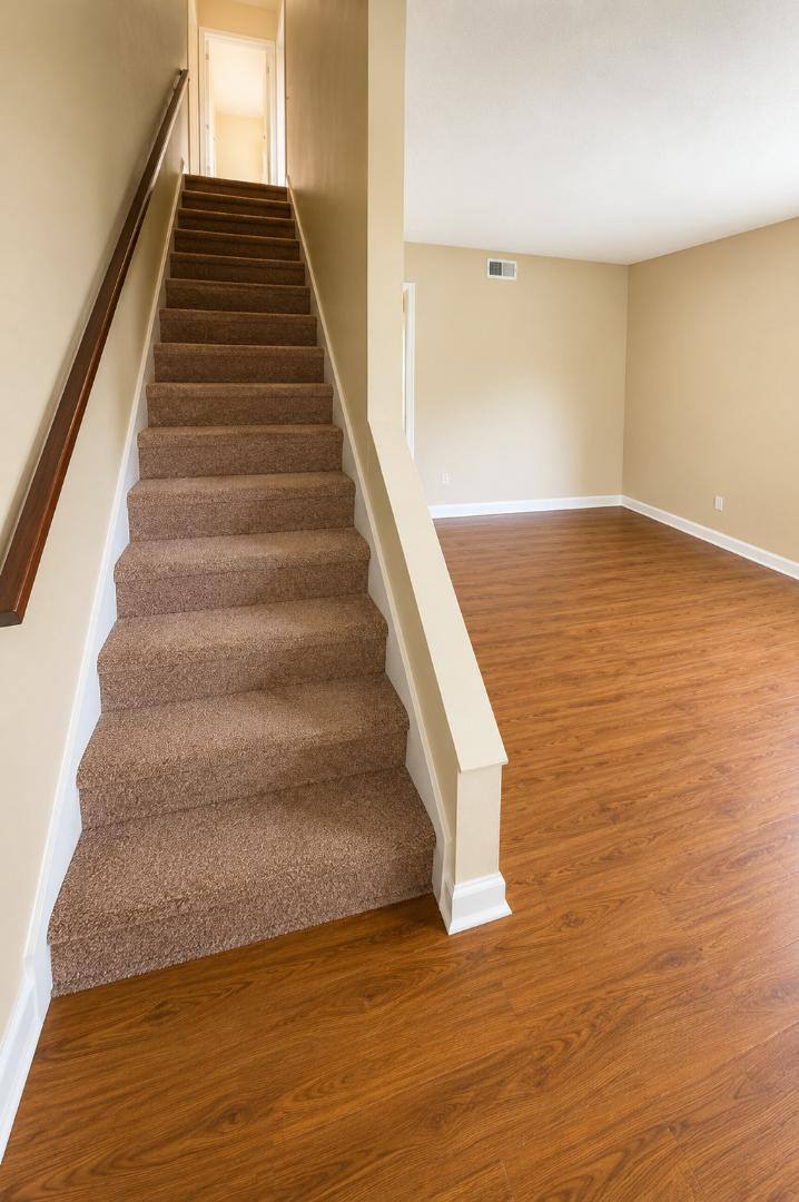 Townhouse for rent at 946 Stone St, Burlington, NC 27215
