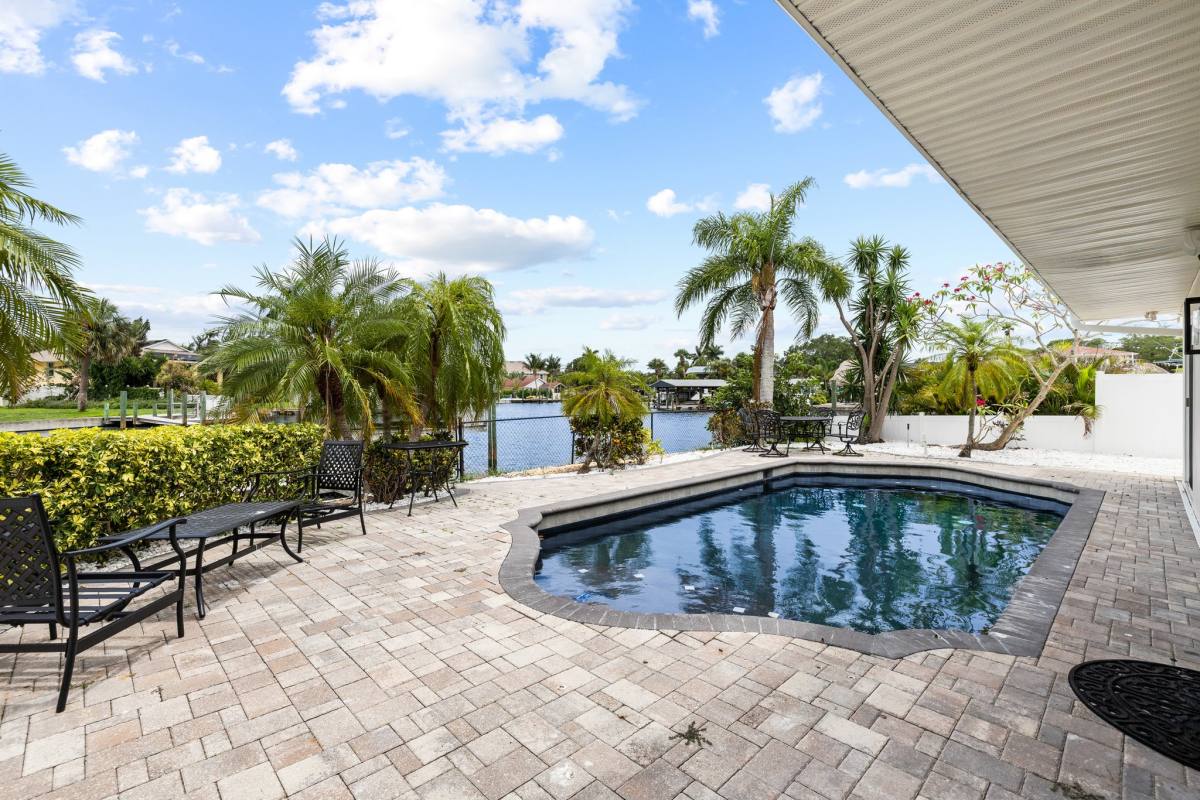 House for rent at 5541 Bayou Grande Blvd NE, Saint Petersburg, FL 33703