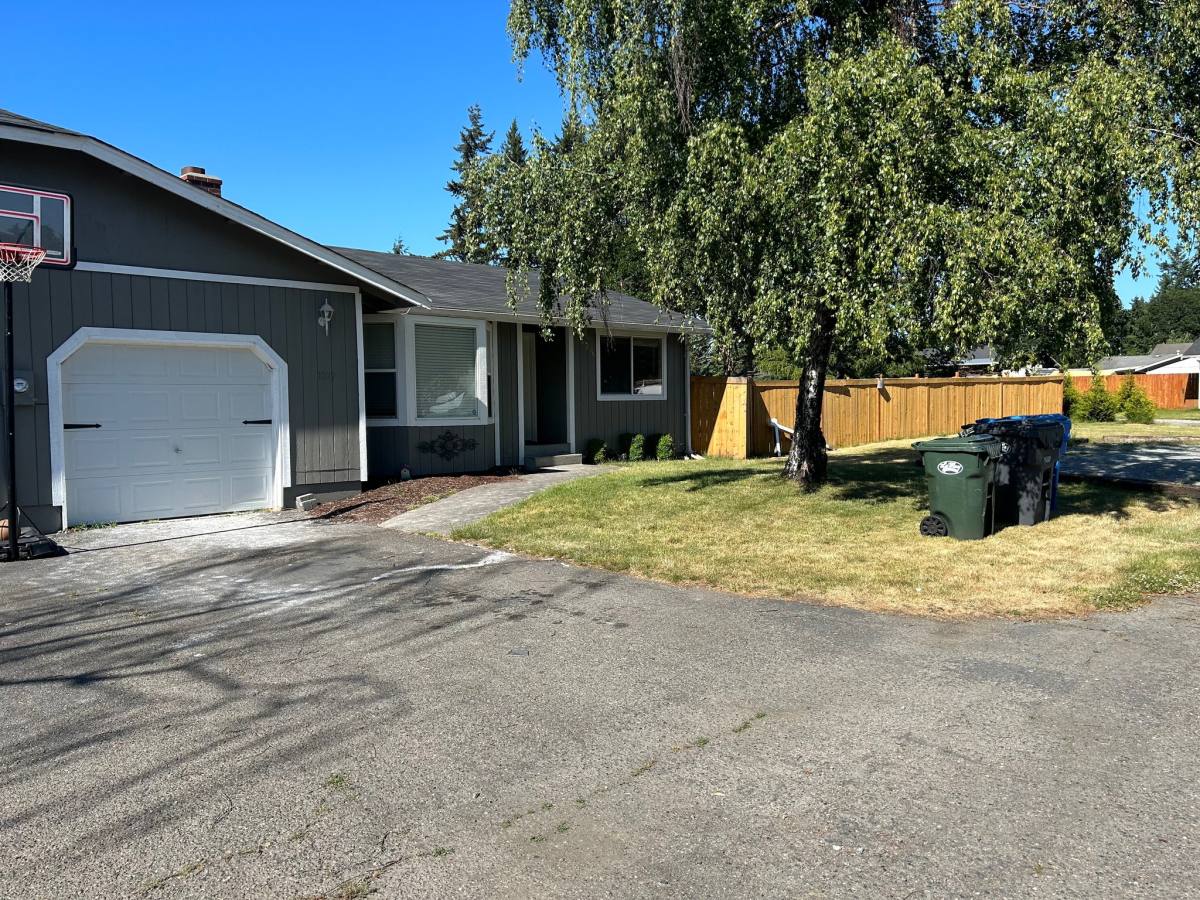 House for rent at 1009 153rd St Court E T, Tacoma, WA 98445