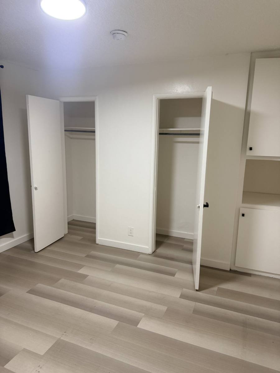 Apartment for rent at 2750 S Mansfield Ave #1, Los Angeles, CA 90016