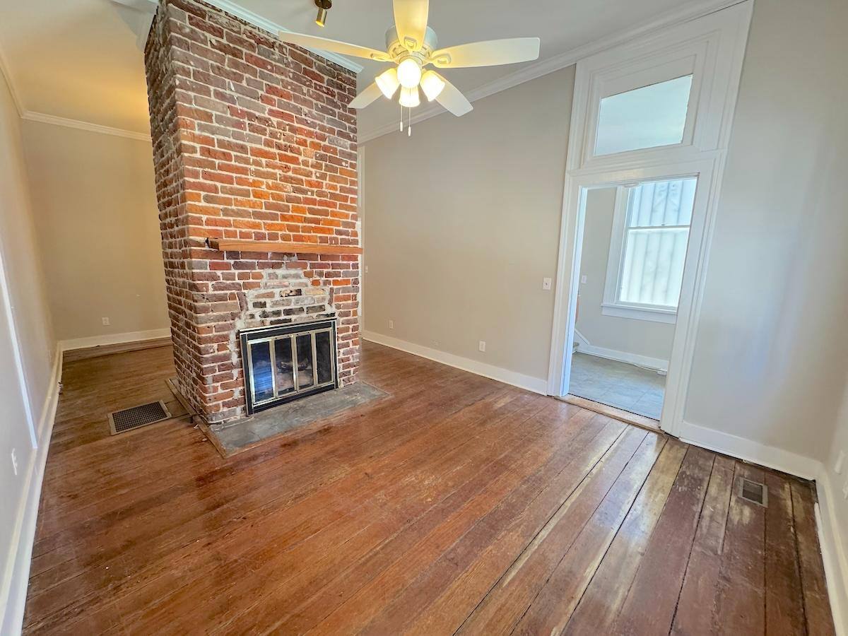 Townhouse for rent at 414 Price St, Savannah, GA 31401