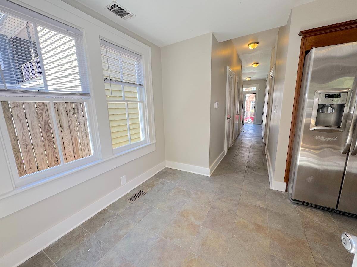 Townhouse for rent at 414 Price St, Savannah, GA 31401