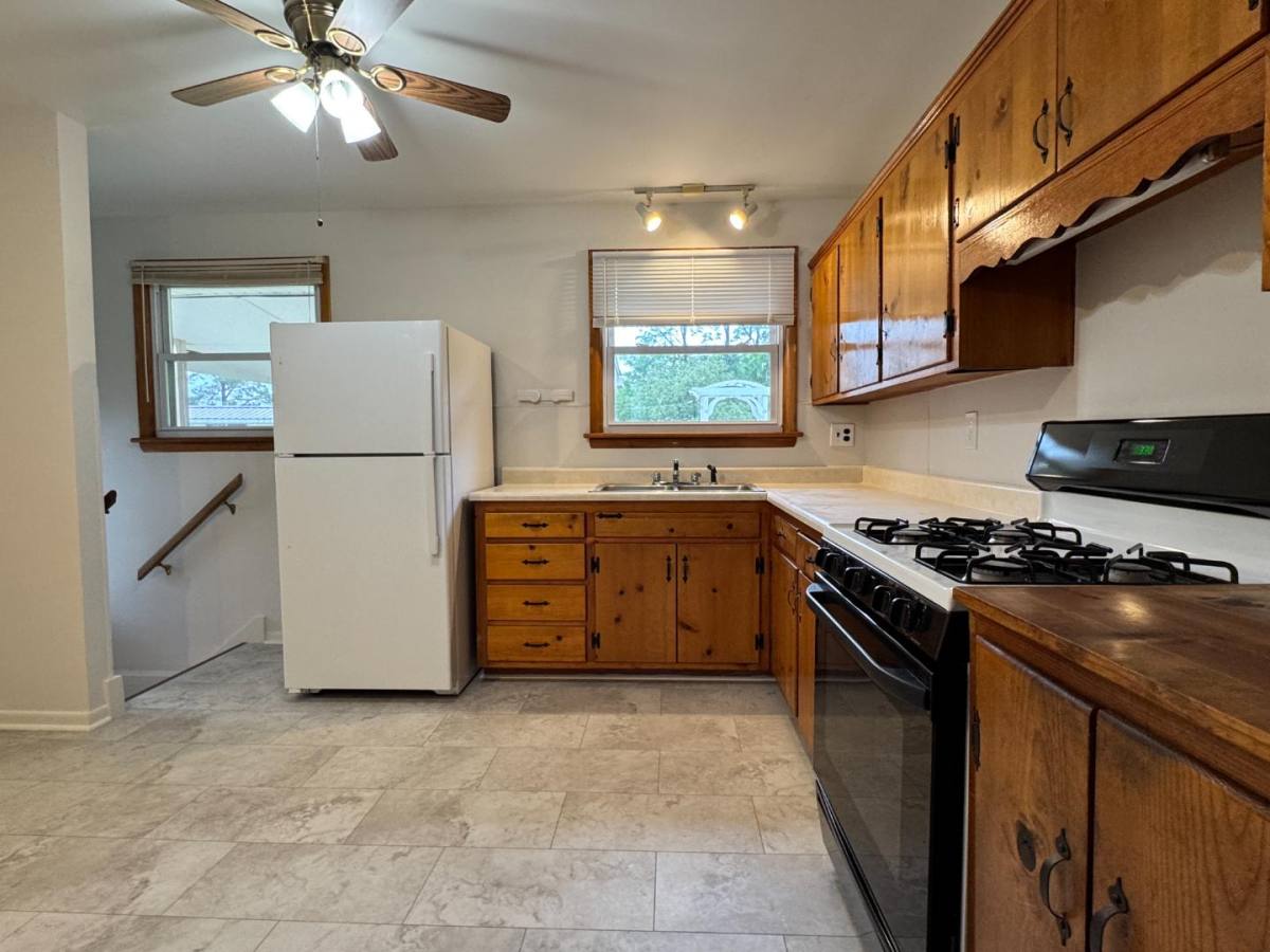 House for rent at 321 Sharon Lane, Staunton, VA 24401