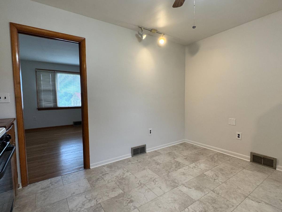 House for rent at 321 Sharon Lane, Staunton, VA 24401