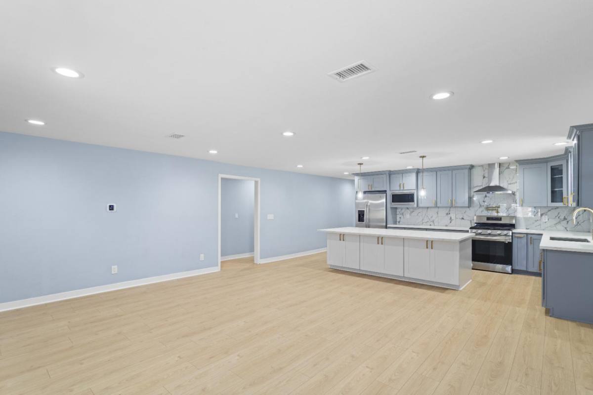 House for rent at 8996 Newport Ave, Fontana, CA 92335