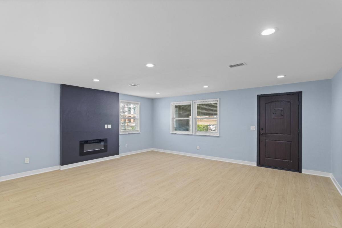 House for rent at 8996 Newport Ave, Fontana, CA 92335