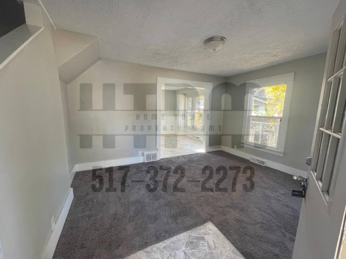 House for rent at 819 Cross St #819, Lansing, MI 48915