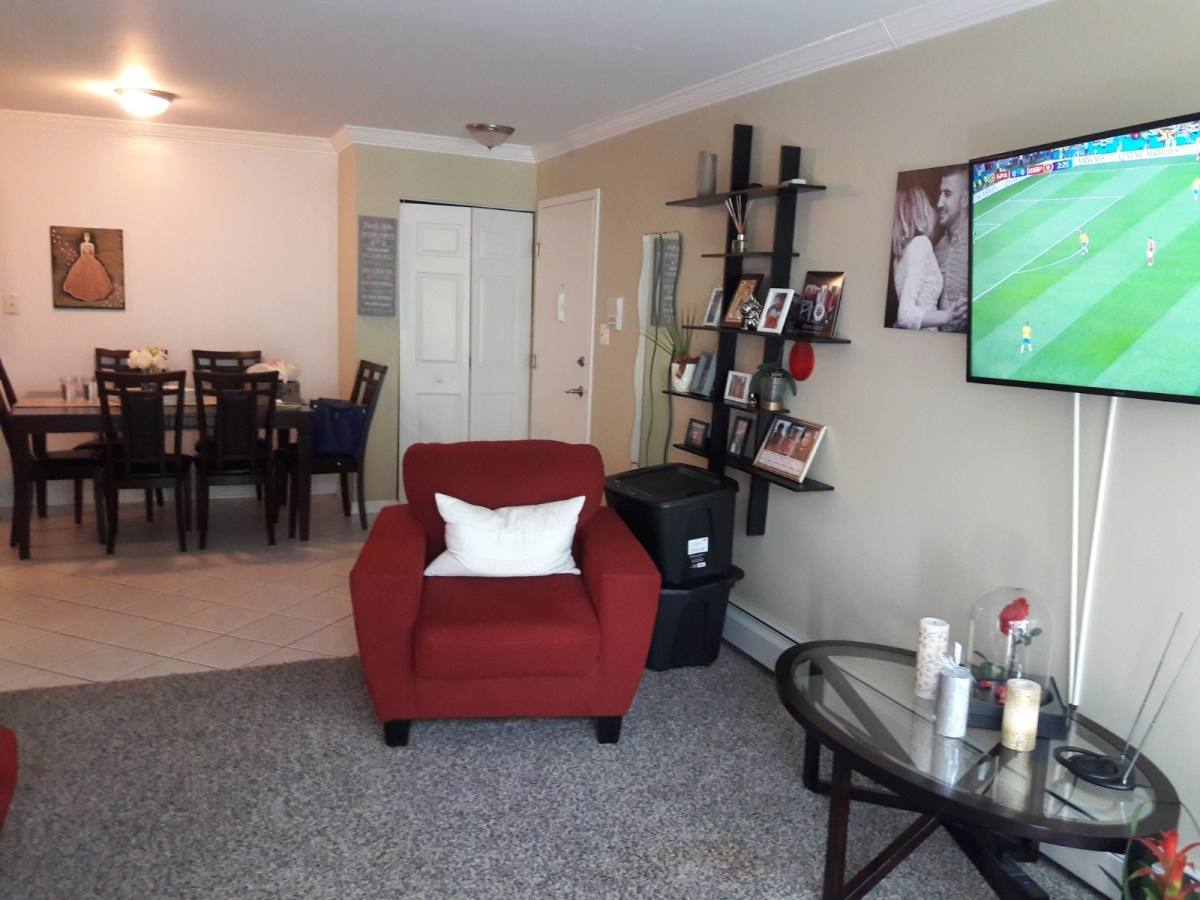 Condo for rent at 9A Dundee Quarter Dr, Palatine, IL 60074