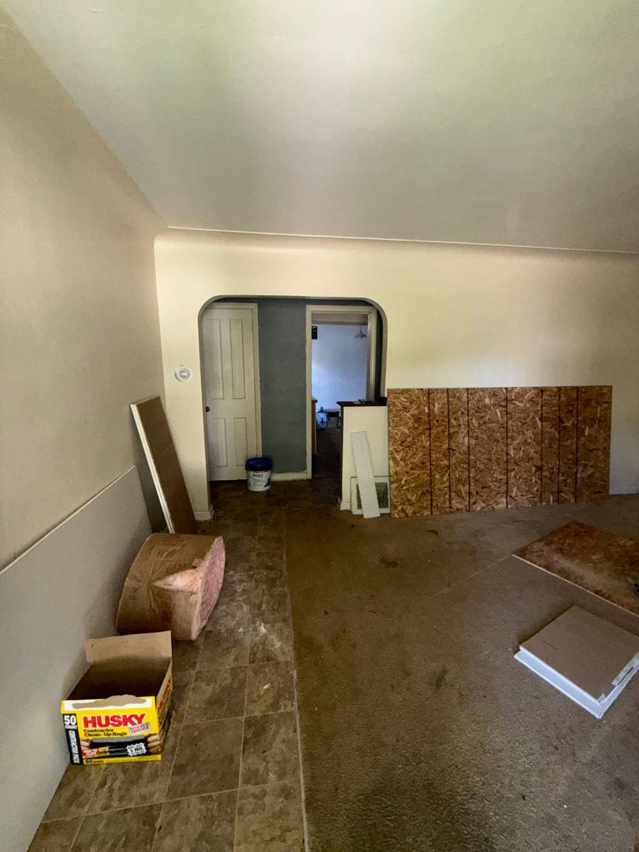 House for rent at 411 W Marengo, Flint, MI 48505