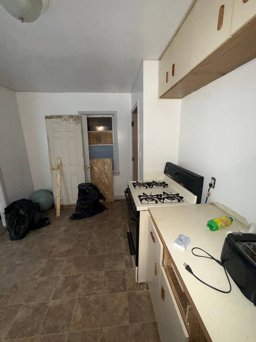 House for rent at 411 W Marengo, Flint, MI 48505