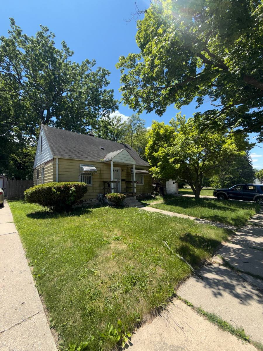 House for rent at 411 W Marengo, Flint, MI 48505