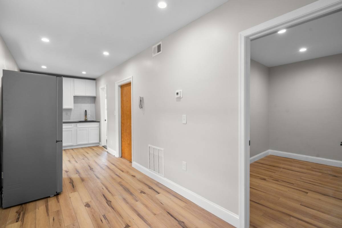 Apartment for rent at 505 Cathedral St - 4th Floor, Baltimore, MD 21201