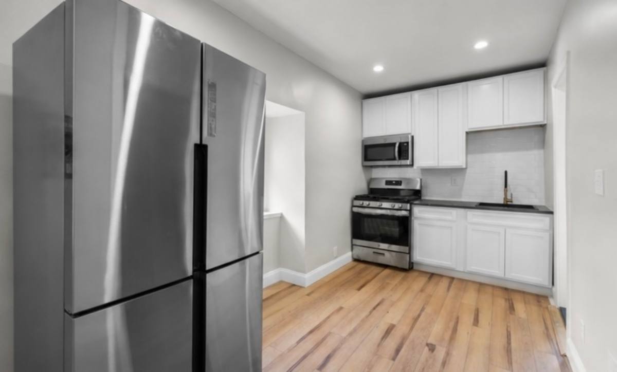 Apartment for rent at 505 Cathedral St - 4th Floor, Baltimore, MD 21201