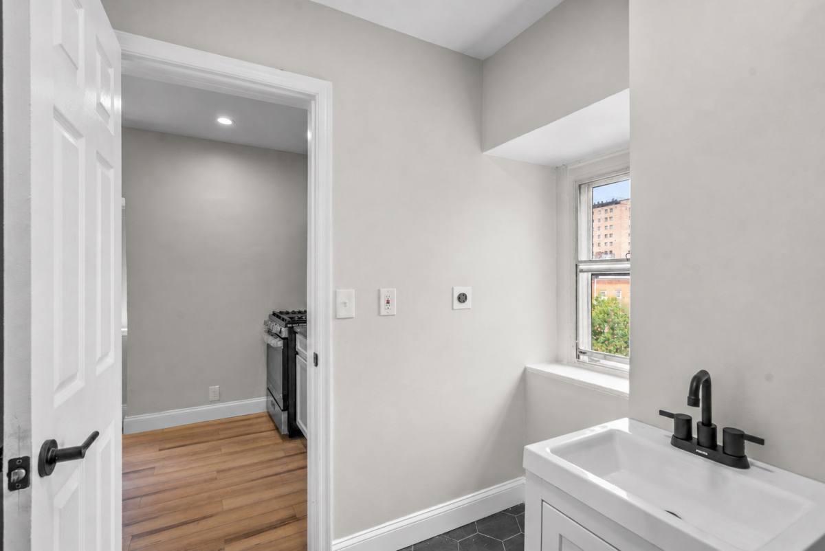 Apartment for rent at 505 Cathedral St - 4th Floor, Baltimore, MD 21201