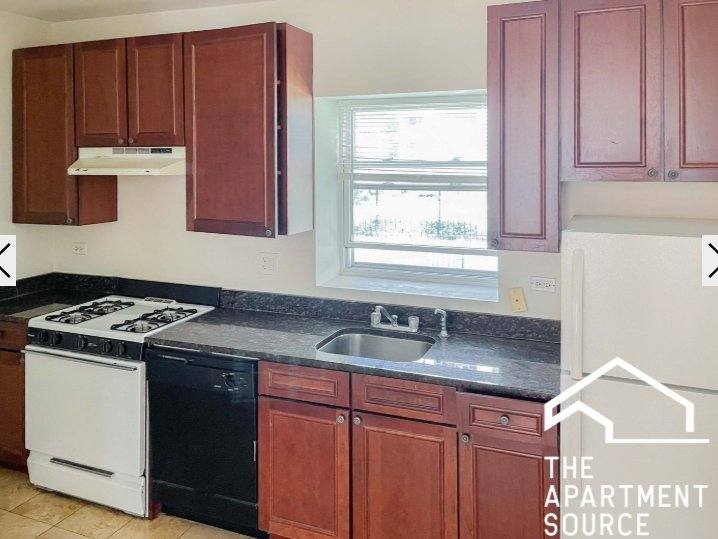 Apartment for rent at 3924 N Pine Grove Ave #2, Chicago, IL 60613