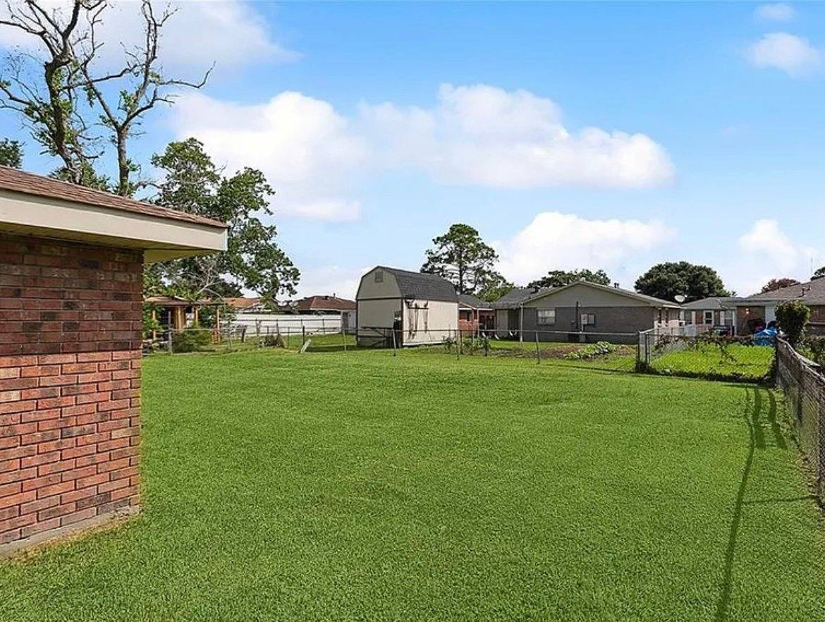 House for rent at 1105 Warren Dr, Harvey, LA 70058