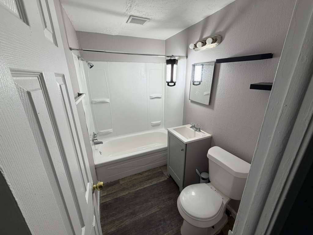 Apartment for rent at 13540 Superior Rd #303, Cleveland, OH 44112