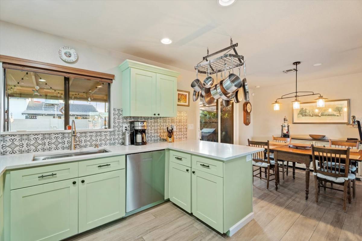 House for rent at 8543 E Jackrabbit Rd, Scottsdale, AZ 85250