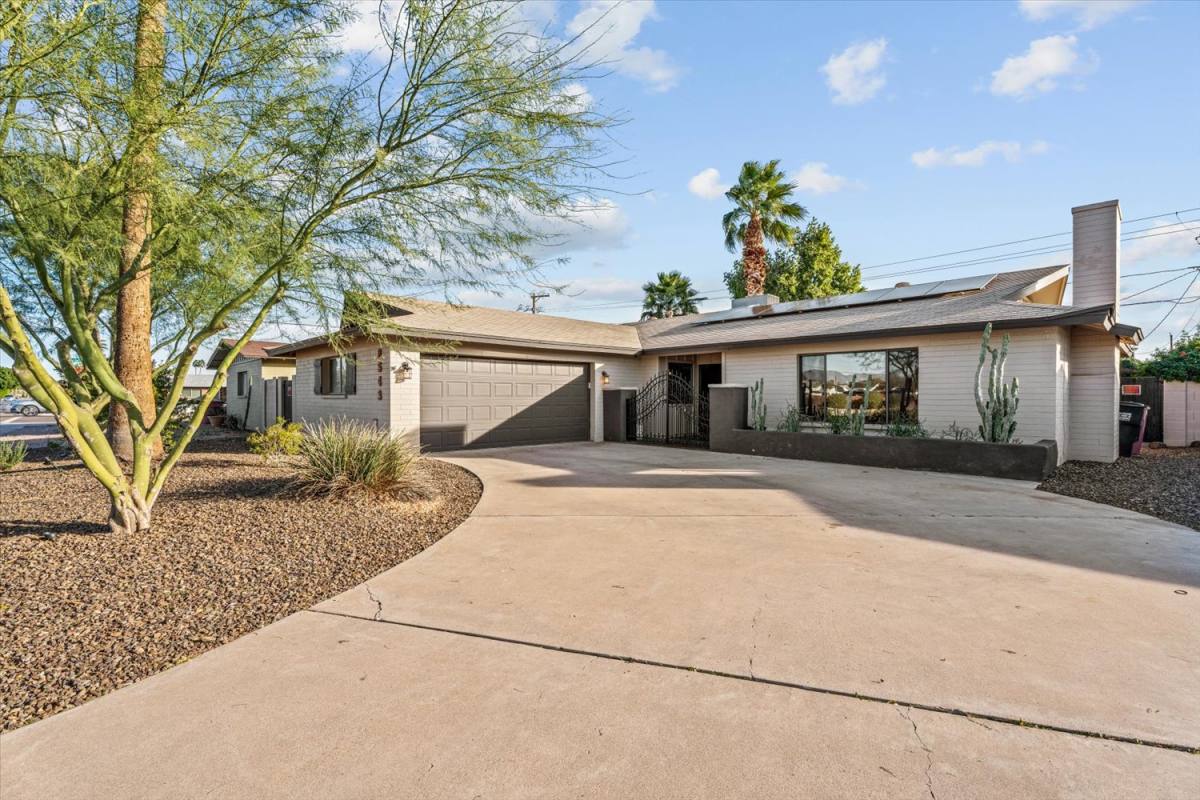 House for rent at 8543 E Jackrabbit Rd, Scottsdale, AZ 85250