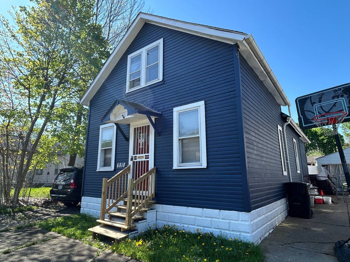 House for rent at 6818 Morgan Ave, Cleveland, OH 44127