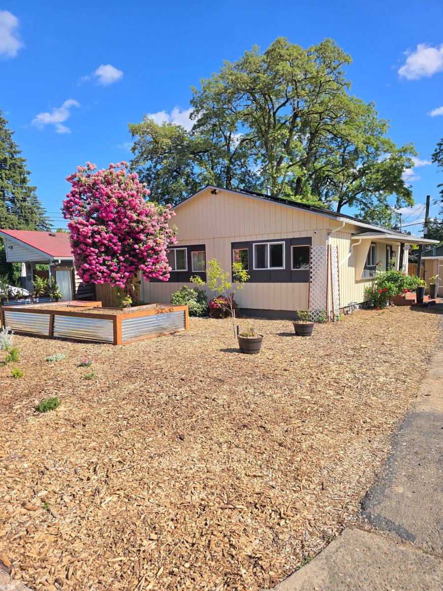 House for rent at 8122 NE Wygant St, Portland, OR 97218