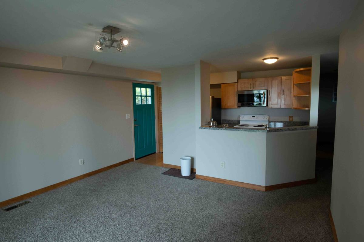 Apartment for rent at 916 Hilldale Ave, Berkeley, CA 94708