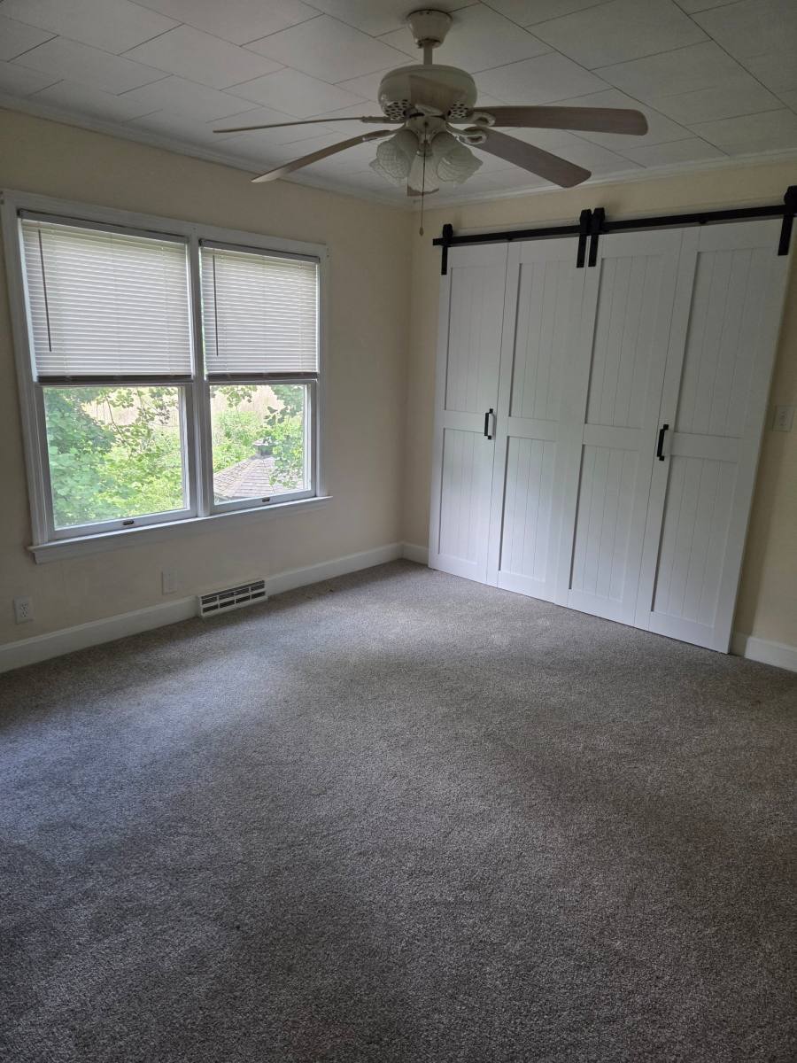 Apartment for rent at 402 Pinecrest St, Carthage, NC 28327